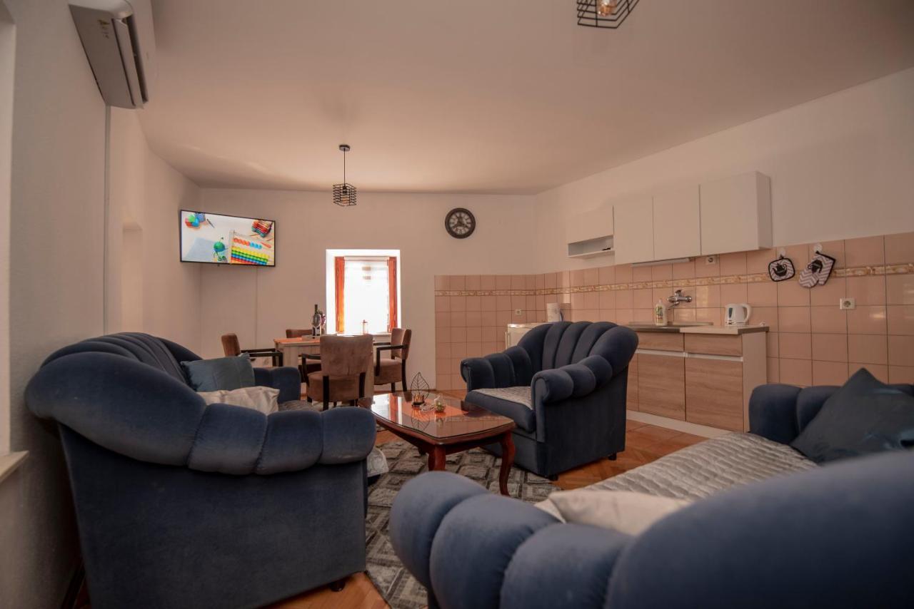 Apartman Nina Stari Grad Trebinje Exterior foto